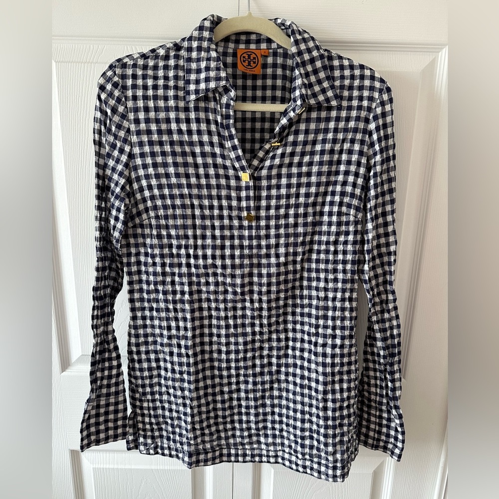 Tory Burch Navy & White gingham shirt with gold buttons. Size 8.